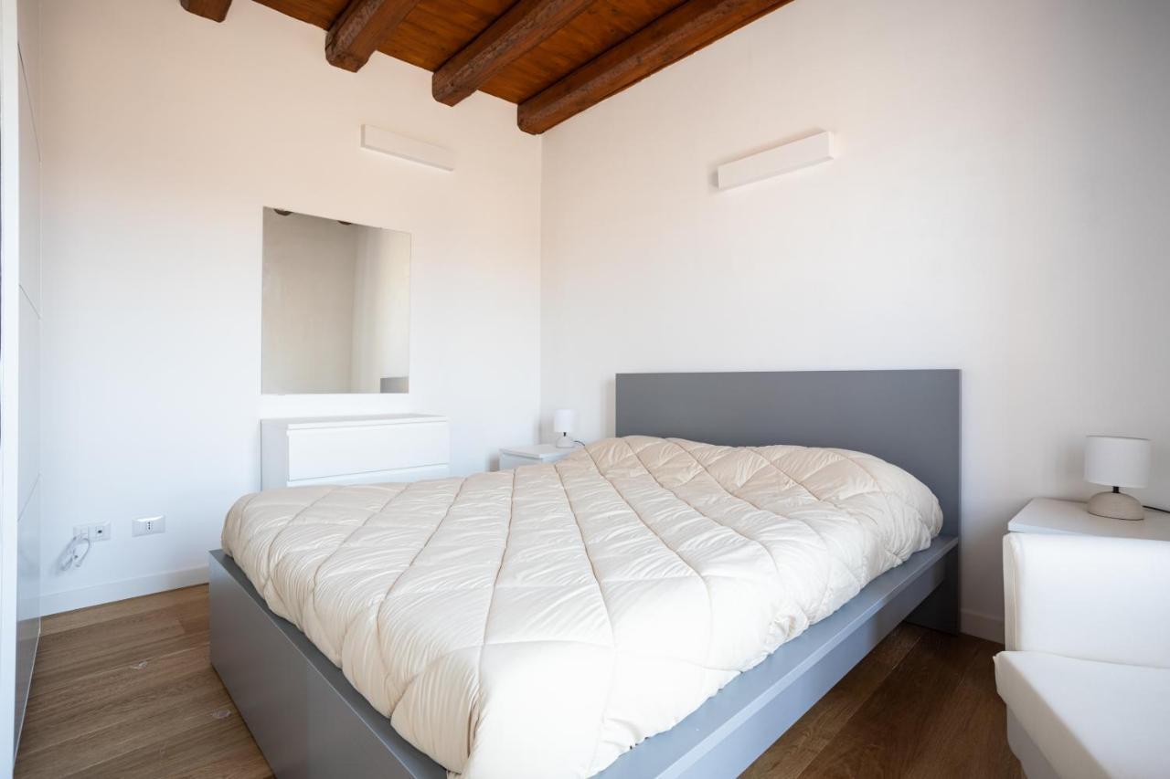 Palermo Blu - Palazzo del Buon Pastore Esterno foto